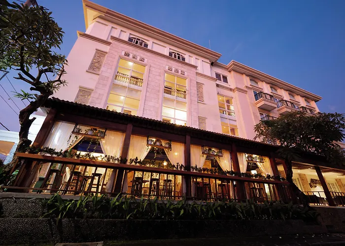 Alron Hotel Kuta, Indonesia
