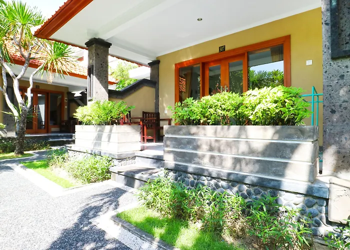 Gora Beach Inn
