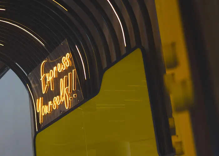 Yello Hotel Kuta Beachwalk Bali